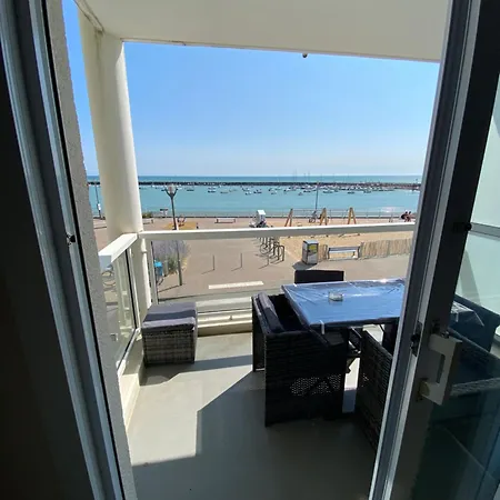 Appartement Vue Sur Mer Et Le Port Jard-sur-Mer Exterior photo
